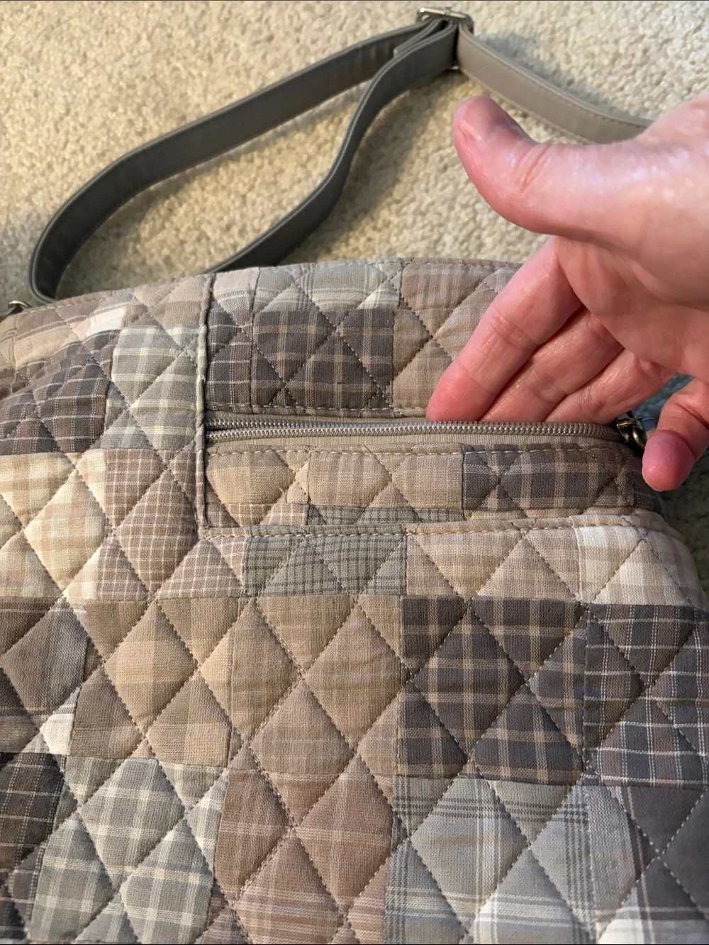 Donna Sharp Quilted Patchwork Plaid Crossbody Bag in Neutral Colors - NWOT